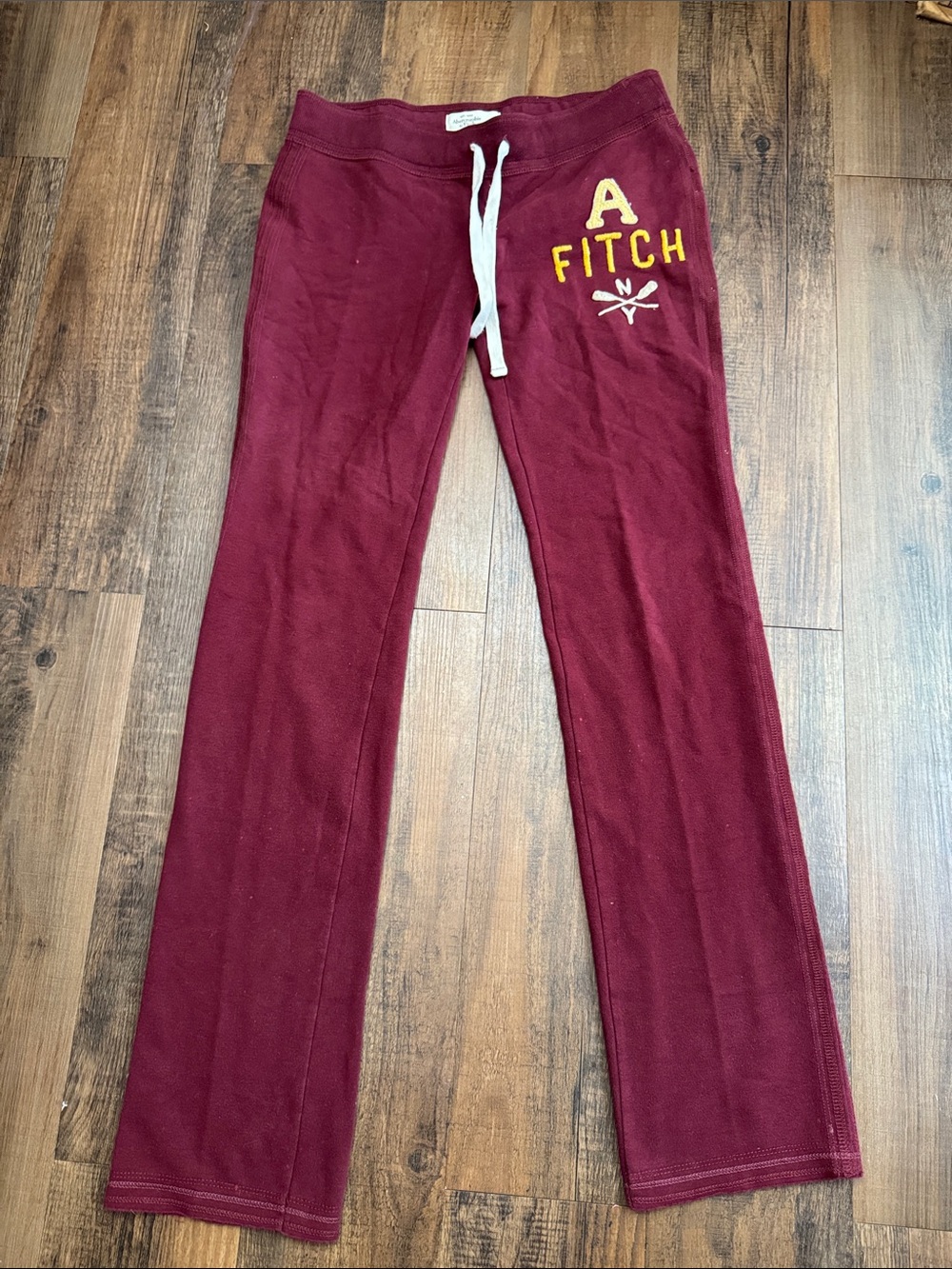 Abercrombie & Fitch Y2K  Maroon Sweatpants with Yellow Logo